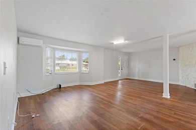 5529 Yorkshire Way, Sarasota, FL 34231 - photo 7