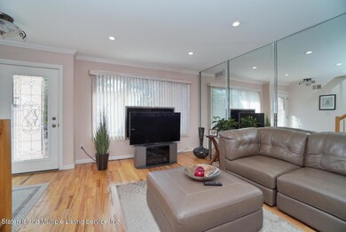 31 Heinz Ave, Staten Island, NY 10308 - photo 3