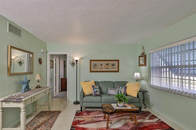 250 Rosery Rd NW unit 247, Largo, FL 33770 - photo 3