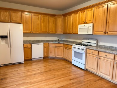 4101 N Kenmore Ave unit 2S, Chicago, IL 60613 - photo 3