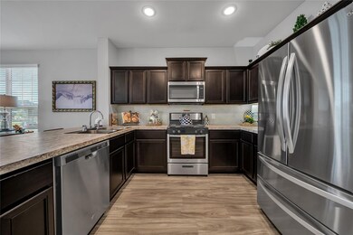 3933 Hometown Blvd, Heartland, TX 75126 - photo 7