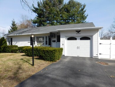 33 Sunnyside St, Manchester, NH 03103 - photo 2