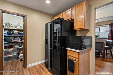 3951 Westland Dr, Anchorage, AK 99517 - photo 6