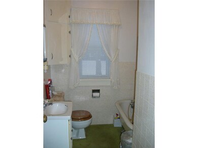 Full Bath.
