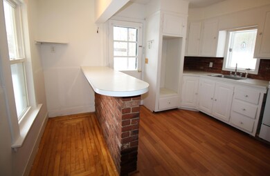 17 Vine St, Biddeford, ME 04005 - photo 5