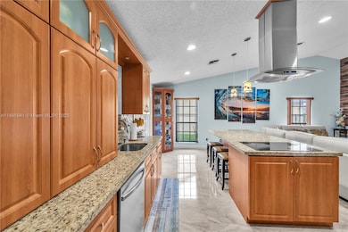 9110 S Lake Miramar Cir, Miramar, FL 33025 - photo 7