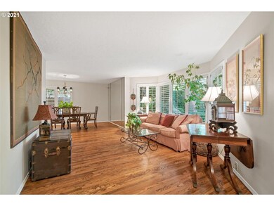 5697 Charles Cir, Lake Oswego, OR 97035 - photo 5