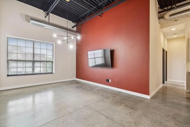 769 N High St unit 301, Columbus, OH 43215 - photo 2