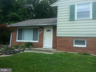 7608 Walker Mill Rd, Capitol Heights, MD 20743 - photo 6