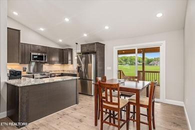 Kitchen/Dining