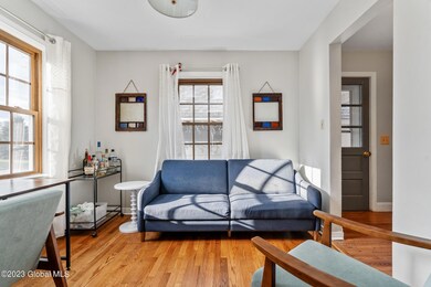2075 Baker MLS-6