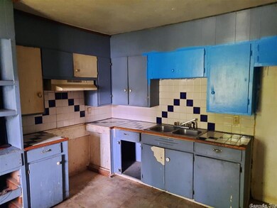 1010 Cherry St S, Mena, AR 71953 - photo 3