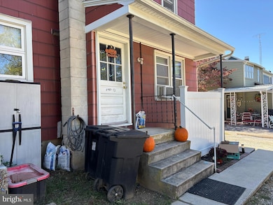 219 N 3rd St, McSherrystown, PA 17344 - photo 3