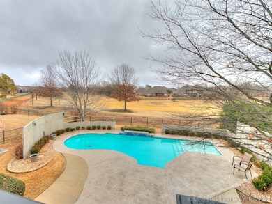 Enjoy the serene golf course footage while relaxin