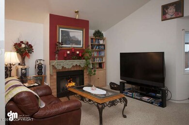 [photo 1414601] Living Room 1
