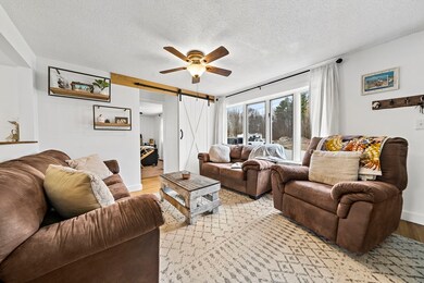 2 Iris Ave, Pelham, NH 03076 - photo 7