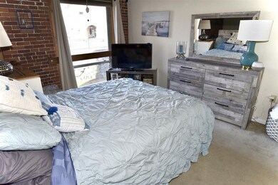 Rivermoor Landing unit 32, Newmarket, NH 03857 - photo 7