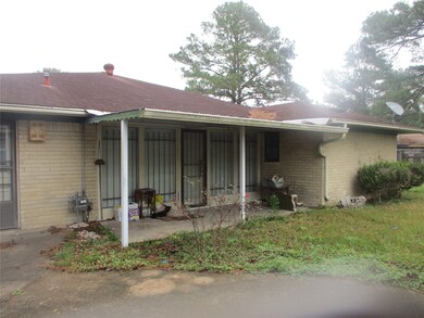 7634 Parker Rd, Houston, TX 77016 - photo 4