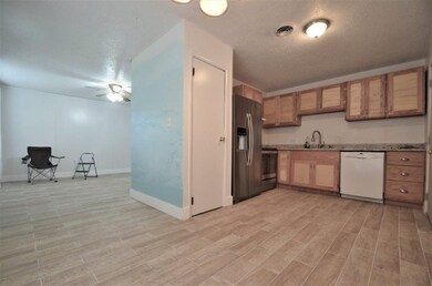 902 N 14th St, Rogers, AR 72756 - photo 4