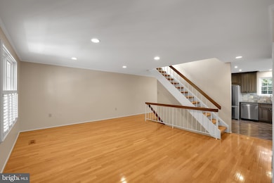 20574 Neerwinder St, Germantown, MD 20874 - photo 5