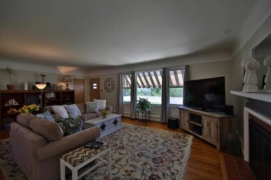 living room2