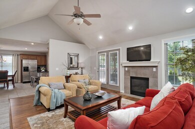 3875 S Hillsdale Ave-8