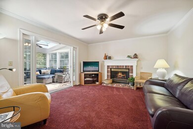 7 Stratford Garden Ct, Silver Spring, MD 20904 - photo 3