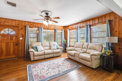 1109 Louisiana 93-4