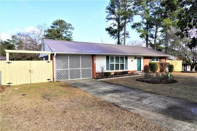 924 Stoneykirk Dr, Fayetteville, NC 28314 - photo 2