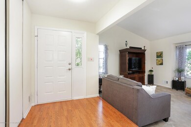 48 Oak Ln, Eatontown, NJ 07724 - photo 7