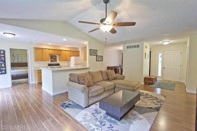 18 Rivertop Dr unit 23, Lowell, MI 49331 - photo 5