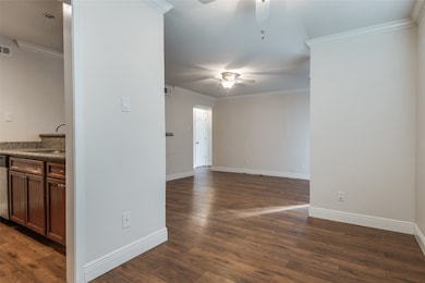 3907 Gilbert Ave unit 2, Dallas, TX 75219 - photo 6