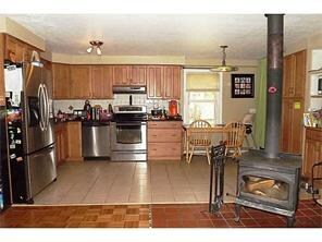 57 Curtis Corner Rd, Wakefield, RI 02879 - photo 2