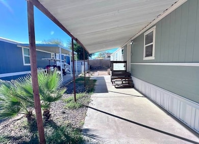 11430 S Heather Dr unit 161, Yuma, AZ 85365 - photo 3