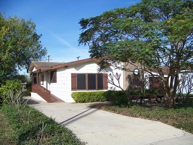 823 Santa Anna Dr, Alamo, TX 78516 - photo 2