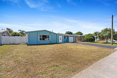 6560 Hayes St, Hollywood, FL 33024 - photo 3