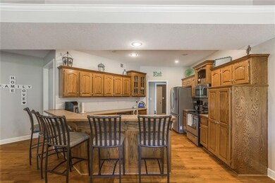 4320 SW Flintrock Dr, Lees Summit, MO 64082 - photo 7