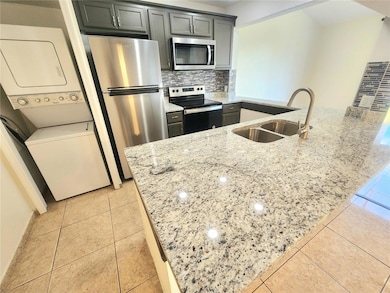 221 Caribbean Dr, Davenport, FL 33897 - photo 7