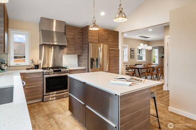 612 NW 84th St, Seattle, WA 98117 - photo 4