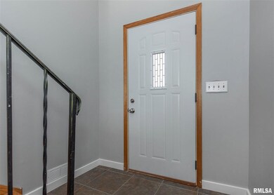 769 W 46th St, Davenport, IA 52806 - photo 3