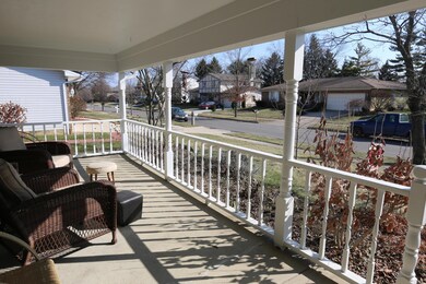 inviting fromt porch