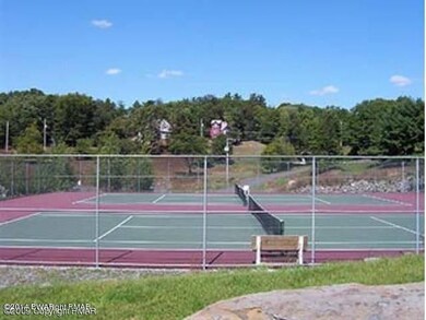 147 Clifton Dr, East Stroudsburg, PA 18302 - photo 5