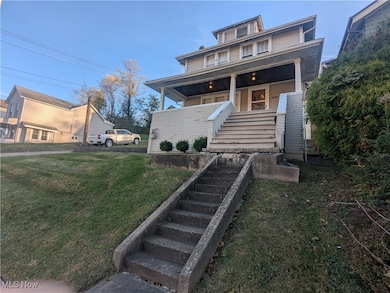 629 1/2 Howard St, Bridgeport, OH 43912 - photo 2