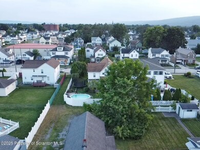 79 E 1st St, Wyoming, PA 18644 - photo 5