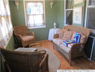 46 Perry Ave, Staten Island, NY 10314 - photo 3