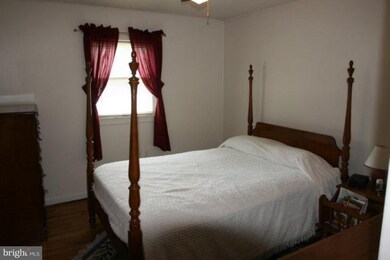 9525 N Laurel Rd, Laurel, MD 20723 - photo 5