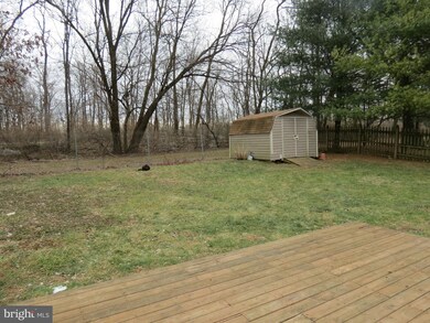 17326 Tamarack Dr, Williamsport, MD 21795 - photo 3