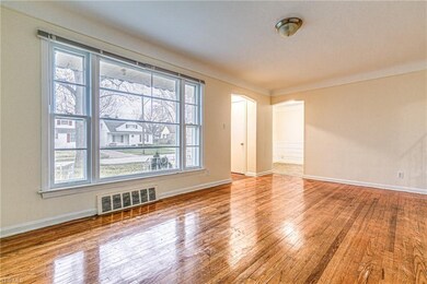 5070 Philip Ave, Maple Heights, OH 44137 - photo 4