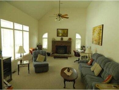 23 Sycamore Ave, Salem, NH 03079 - photo 7