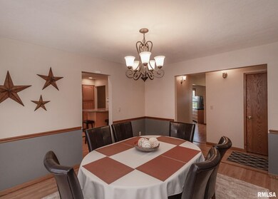 1939 E 46th St, Davenport, IA 52807 - photo 7